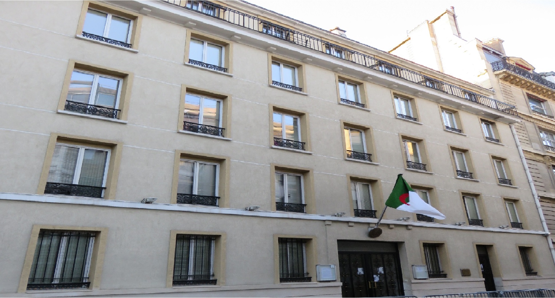 Consulat General Dalgerie 3 Ter Boulevard De Charonne 75011 Paris